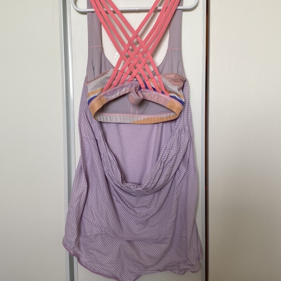 Lululemon workout tank - Picture 2 of 3